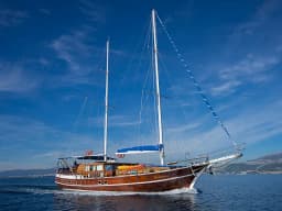 Gulet in Stobreč Port thumbnail 39
