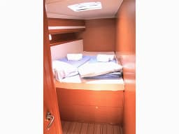 Jeanneau 53 in Lavrion Main Port thumbnail 3