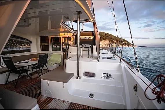 Lagoon 40 in Skopelos / Elios / Neo Klima - image 1