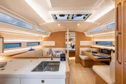 Sun Odyssey 415 in Opatija / Marina Admiral thumbnail 10