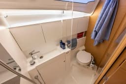 Sun Odyssey 415 in Opatija / Marina Admiral thumbnail 5