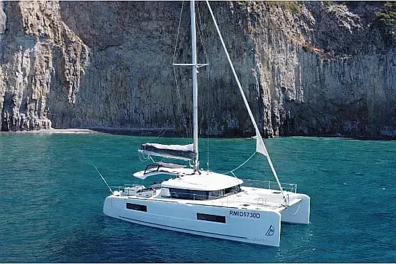 Lagoon 40 in Rome / Marina di Nettuno - Photo 1
