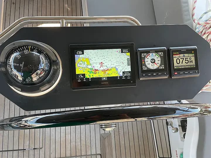 Bavaria Vision 42 in Preveza Main Port - Photo 4