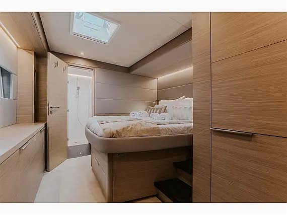 Lagoon 55 in Kaštel Gomilica / Marina Kaštela - Photo 3
