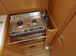 Sun Odyssey 33i in Athens / Marina Delta Kallithea thumbnail 6