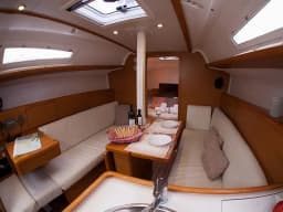Sun Odyssey 33i in Athens / Marina Delta Kallithea thumbnail 9