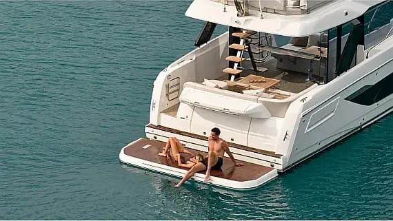 Prestige F4.3 in Kaštel Gomilica / Marina Kaštela - image 1