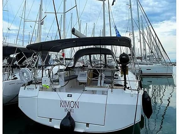 Bavaria C42 in Athens / Alimos Marina - Photo 1