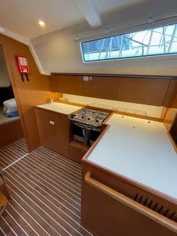Bavaria C42 in Athens / Alimos Marina thumbnail 16