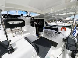 Lagoon 42 in Athens / Alimos Marina thumbnail 6