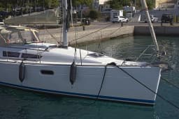 Sun Odyssey 36i in Pachi, Megara / Port of Pachi thumbnail 6