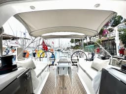 Oceanis 38.1 in Orhaniye / Palmiye Marina thumbnail 7