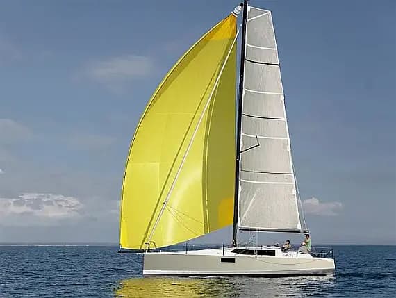 Pogo 36 in La Trinité-sur-Mer / Port de la Trinité-sur-Mer - Photo 1