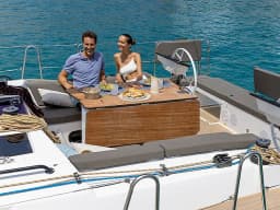 Dufour 41 in Mallorca / Palma de Mallorca / La Lonja Marina Charter thumbnail 10