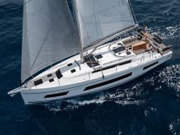 Dufour 41 in Mallorca / Palma de Mallorca / La Lonja Marina Charter thumbnail 11