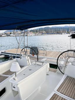 Oceanis 43 in Lavrion Main Port thumbnail 11