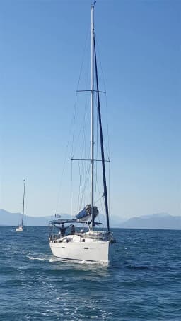 Oceanis 43 in Lavrion Main Port thumbnail 9