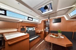 Bavaria C38 in Sukošan / D-Marin Dalmacija Marina thumbnail 23