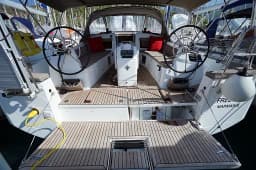 Sun Odyssey 410 in Rhodes New Marina thumbnail 21