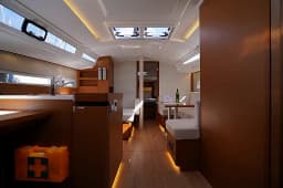 Sun Odyssey 410 in Rhodes New Marina thumbnail 6