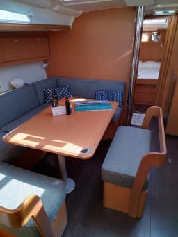 Dufour 430 in Corfu / Gouvia / D-Marin Marina Gouvia thumbnail 15