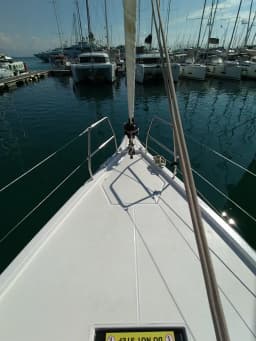 Dufour 430 in Corfu / Gouvia / D-Marin Marina Gouvia thumbnail 37