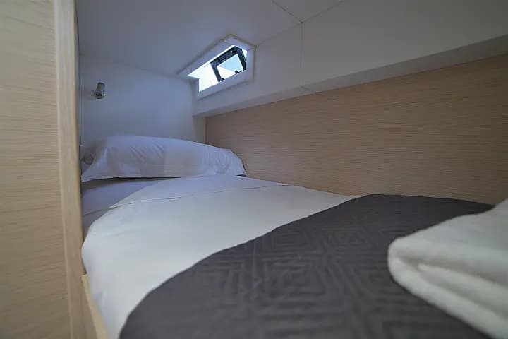 Dufour Catamaran 48 in Salerno / Marina d'Arechi - Photo 5
