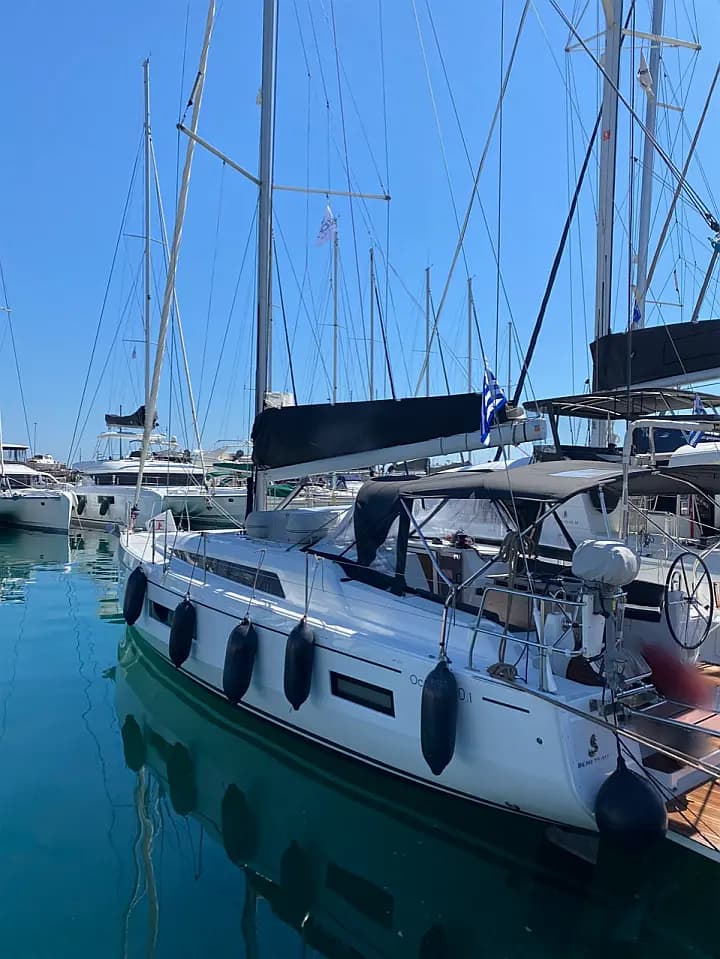 Oceanis 40.1 in Athens / Alimos Marina - Photo 5