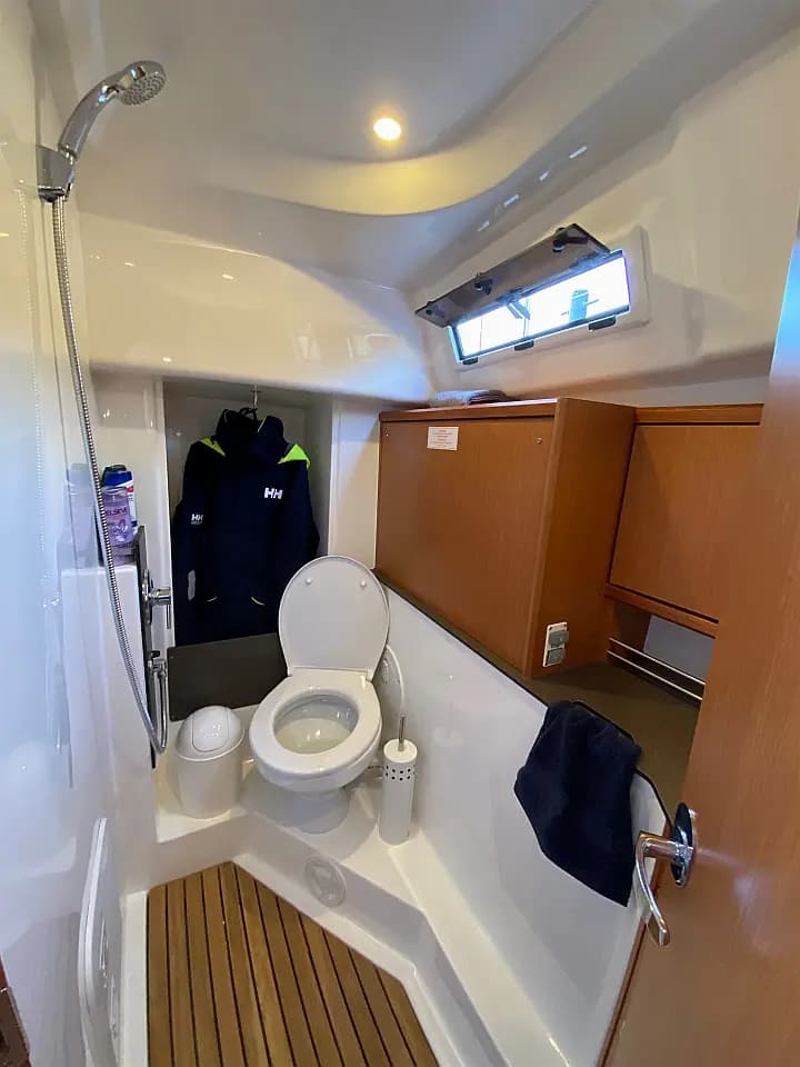 Bavaria 34 Cruiser in Fethiye / Marina Imbat - Photo 5