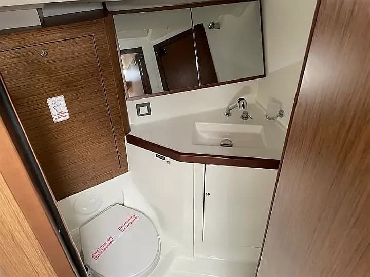 Oceanis 46.1 in Preveza Main Port - Photo 5