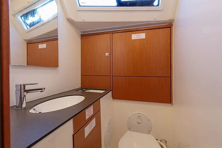 Bavaria Cruiser 46 in Split / ACI Marina Split - Photo 5