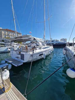 Bavaria C46 in Zadar / Marina Zadar thumbnail 12