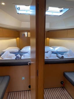 Bavaria Cruiser 46 in Athens / Alimos Marina thumbnail 20