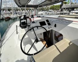 Aventura 37 in Lefkada / D-Marin Marina Lefkas thumbnail 14