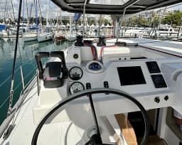 Aventura 37 in Lefkada / D-Marin Marina Lefkas thumbnail 15