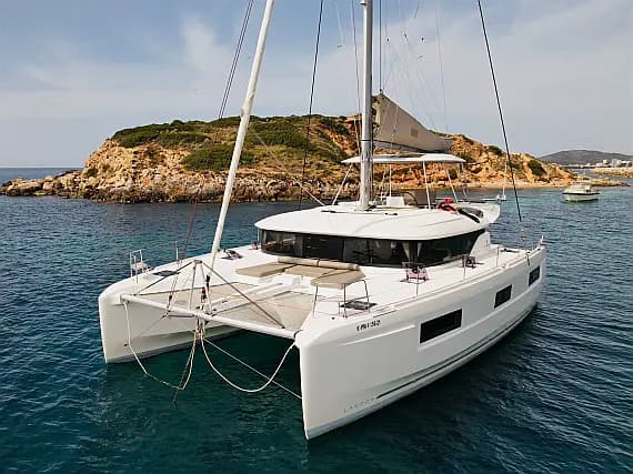Lagoon 46 in Mallorca / Palma de Mallorca / La Lonja Marina Charter - Photo 1