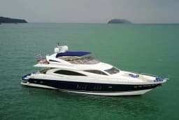 Sunseeker 90 in Phuket / Ao Po Grand Marina thumbnail 15