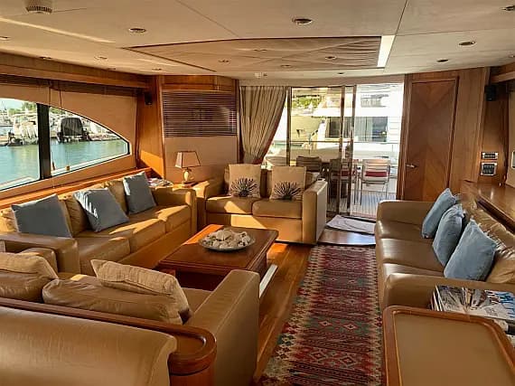 Sunseeker 90 in Phuket / Ao Po Grand Marina - Photo 3