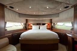 Sunseeker 90 in Phuket / Ao Po Grand Marina thumbnail 30