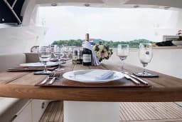 Sunseeker 90 in Phuket / Ao Po Grand Marina thumbnail 34