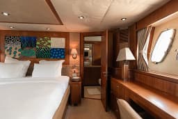 Sunseeker 90 in Phuket / Ao Po Grand Marina thumbnail 44