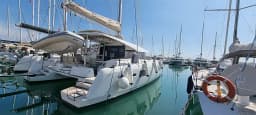 Lagoon 42 in Salerno / Marina d'Arechi thumbnail 20