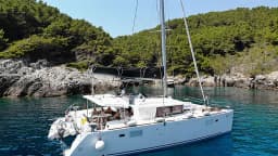 Lagoon 450 Fly in Kaštel Gomilica / Marina Kaštela thumbnail 8