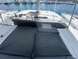 Lagoon 46 in Sardinia / Portisco / Cala dei Sardi thumbnail 9