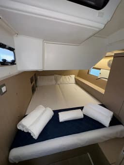 Oceanis 46.1 in Salerno / Marina d'Arechi thumbnail 8