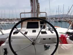 Lagoon 50 in Athens / Alimos Marina thumbnail 7