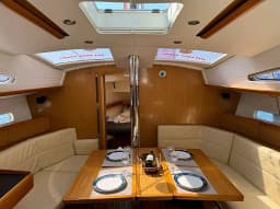 Sun Odyssey 42DS in Volos / Port of Volos thumbnail 9