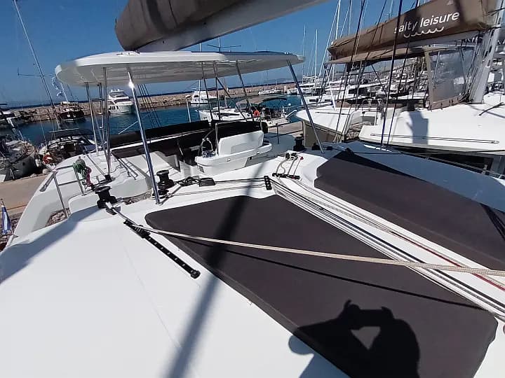 Lagoon 51 in Athens / Alimos Marina - Photo 4