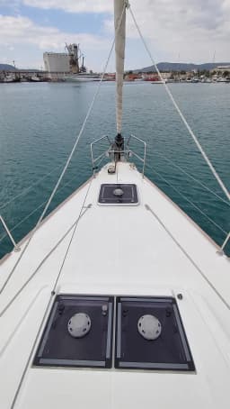 Sun Odyssey 469 in Volos / Port of Volos thumbnail 10