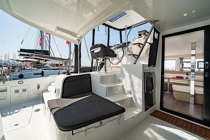 Lagoon 42 in Corfu / Mpenitses / Marina Benitses - Photo 4